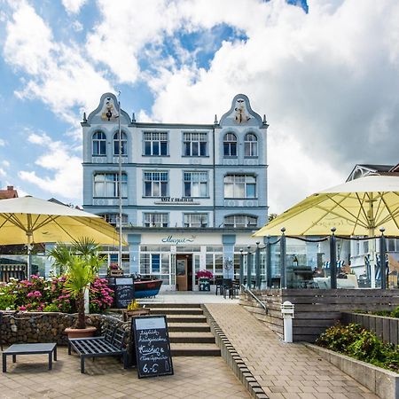 Hotel Germania 제바트헤링스도르프 외부 사진