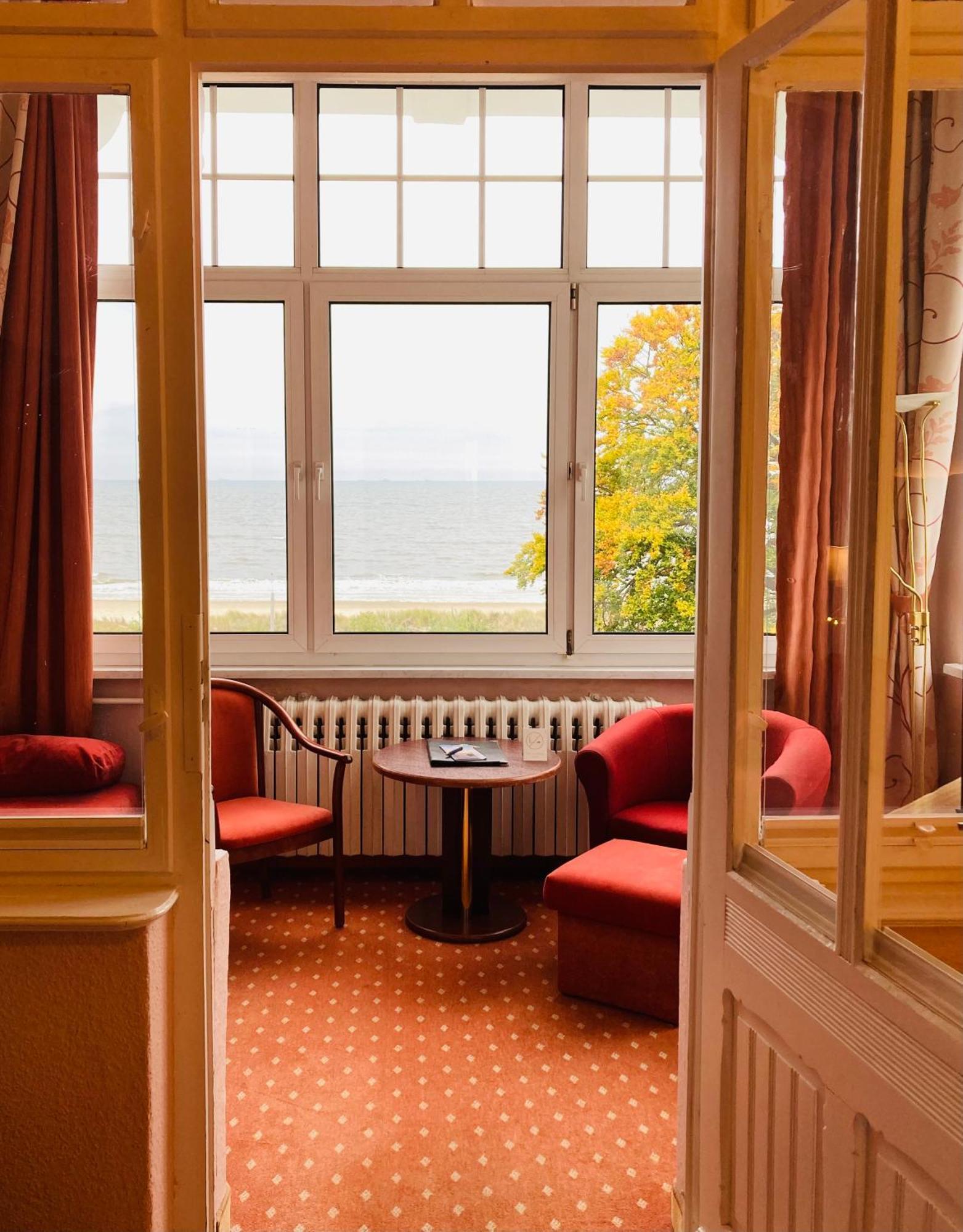 Hotel Germania 제바트헤링스도르프 외부 사진