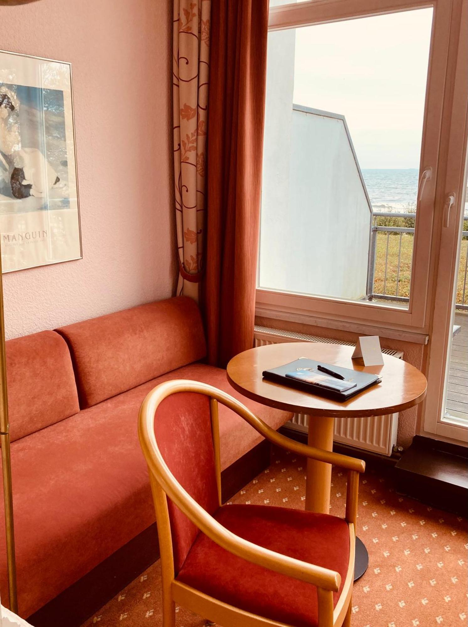 Hotel Germania 제바트헤링스도르프 외부 사진