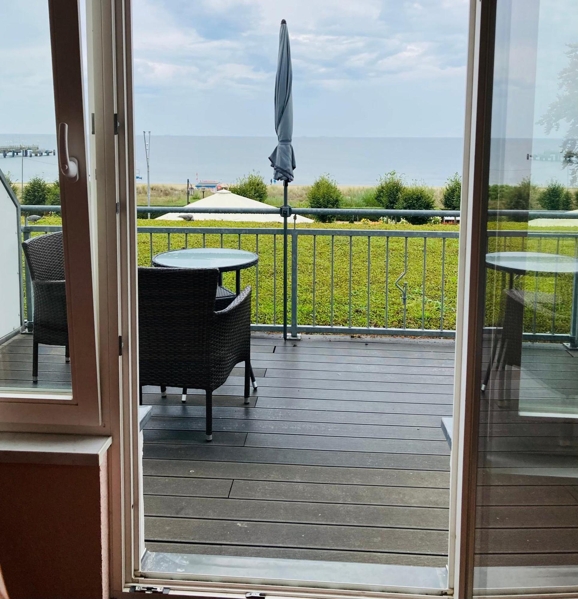 Hotel Germania 제바트헤링스도르프 외부 사진