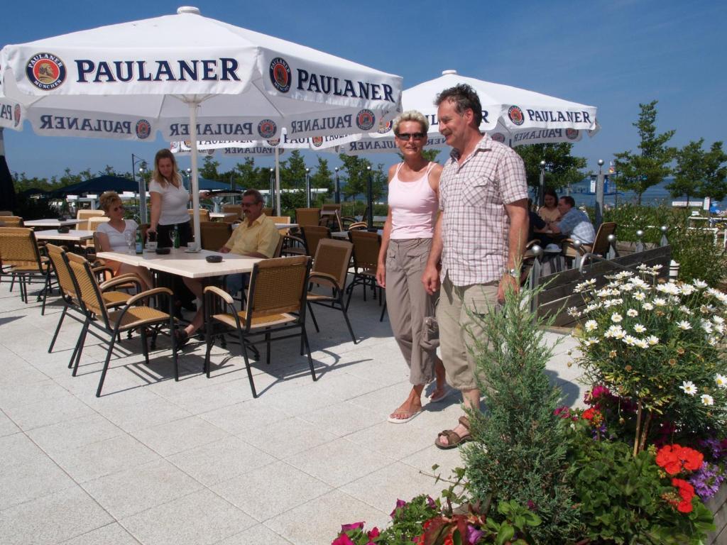 Hotel Germania 제바트헤링스도르프 외부 사진